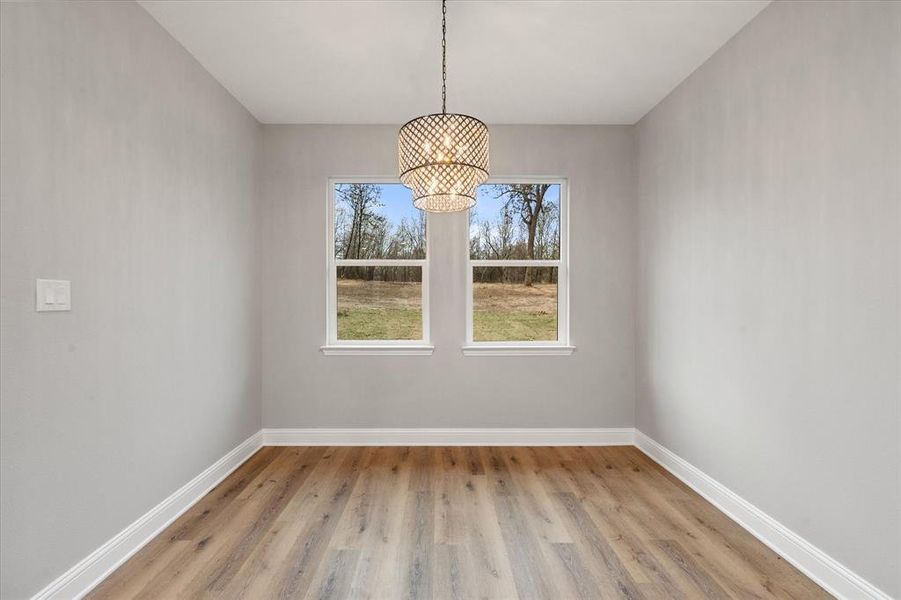 Spacious, unfurnished interior of a new home in , Corsicana (Image 27).