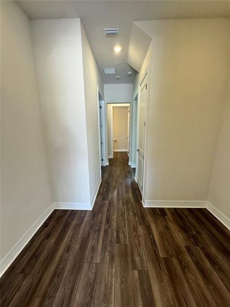 Spacious, unfurnished interior of a new home in , Orlando (Image 23).