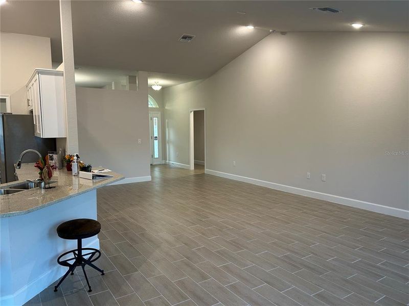 Image 22 of a home in North Port.