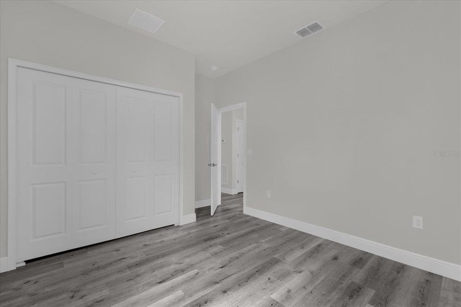 Spacious, unfurnished interior of a new home in , Dunnellon (Image 19).