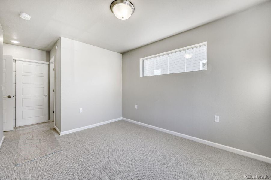 Spacious, unfurnished interior of a new home in , Superior (Image 24).