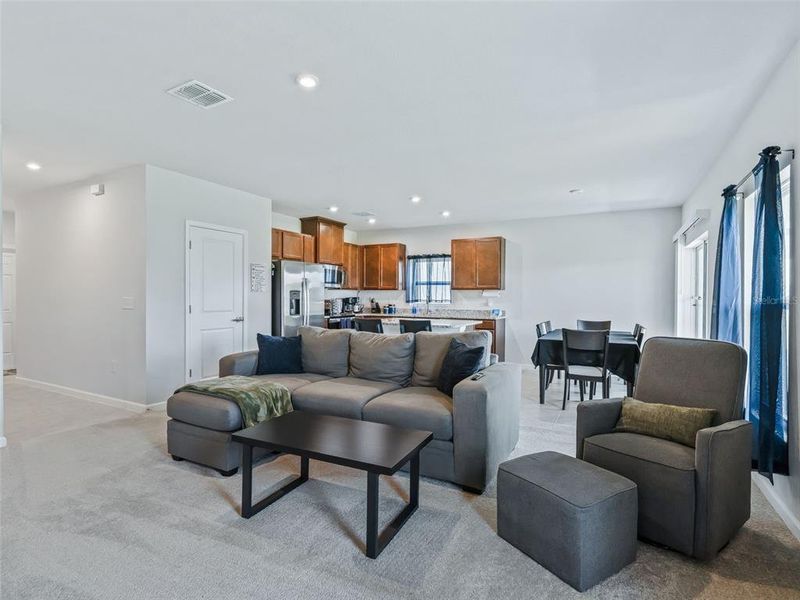 Furnished interior view inside a new home in , Sumterville (Image 17).