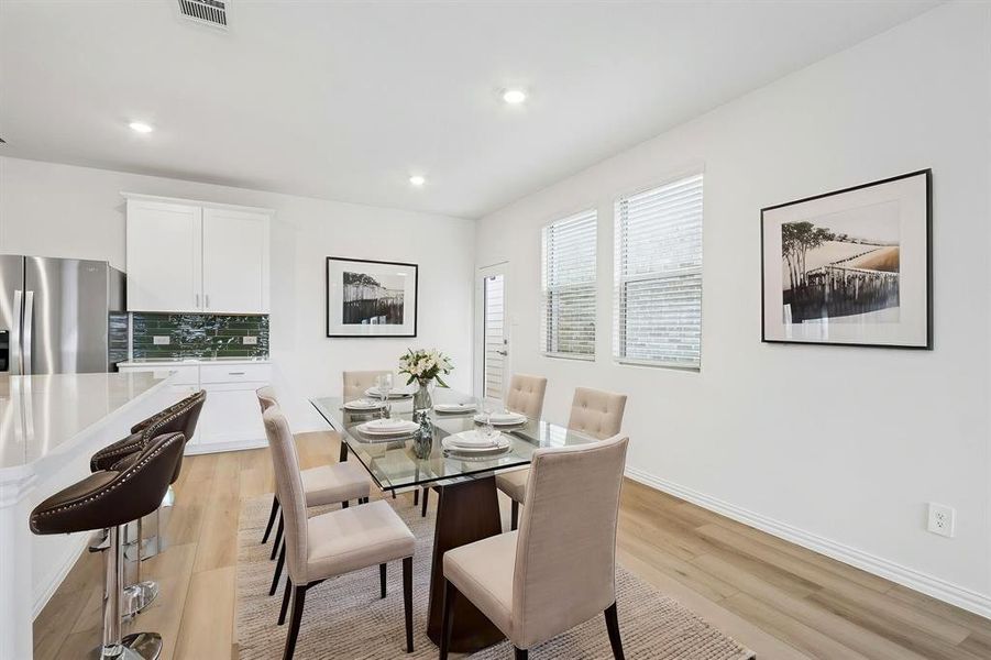 Furnished interior view inside a new home in Oak Ridge Park, Corinth (Image 18).