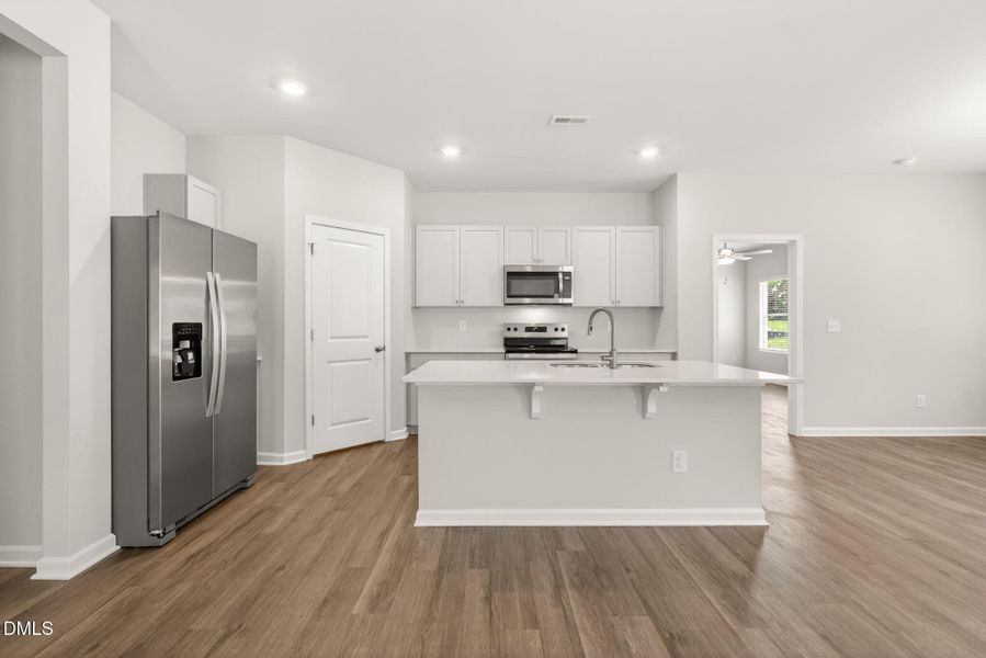 26-web-or-mls-DSC01517 26-web-or-mls-DSC01517