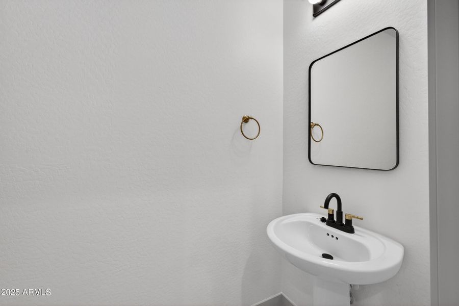 36_6x7a8241 36_6x7a8241