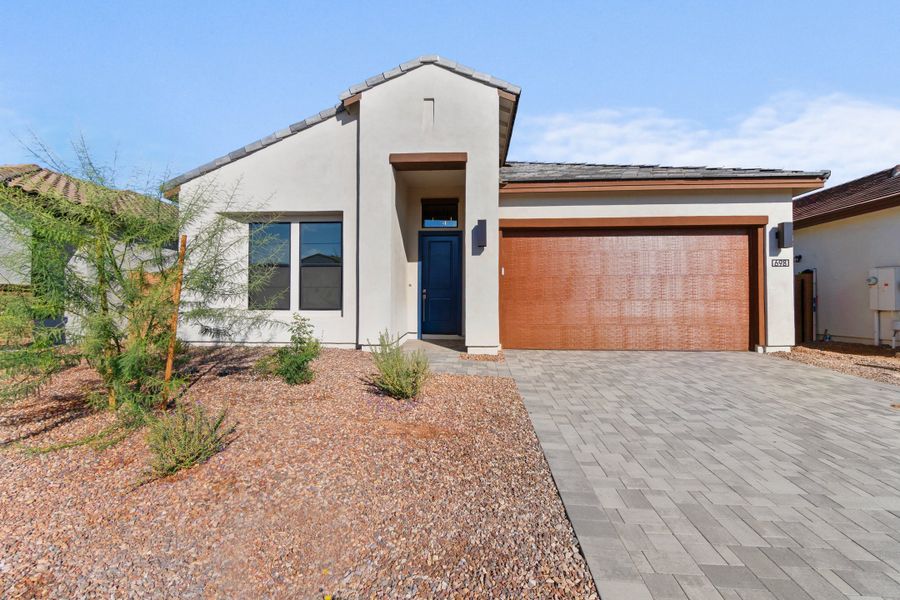 Warren Spanish Modern UA