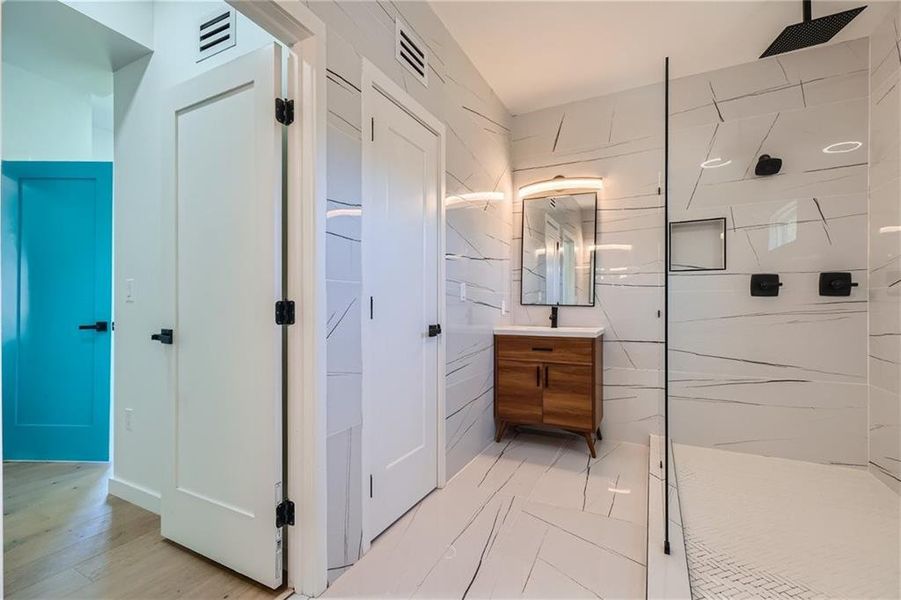 Furnished interior view inside a new home in , Atlanta (Image 3).