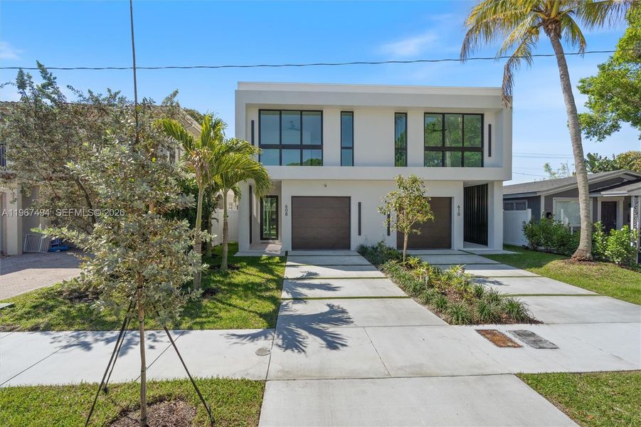 Front exterior of a new home in , Fort Lauderdale, FL, highlighting curb appeal (Image 19).