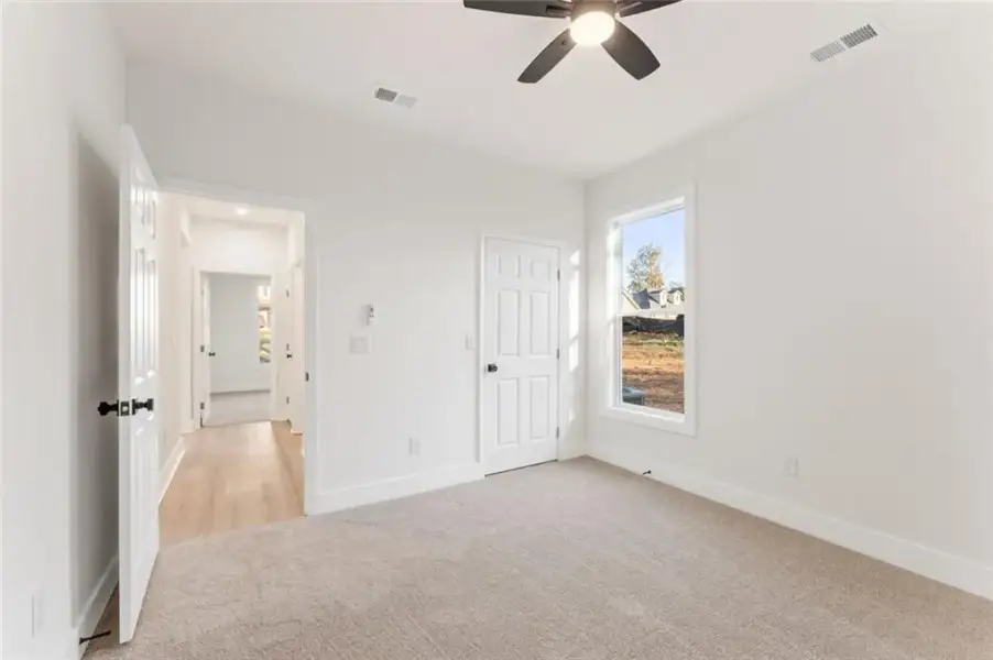 Spacious, unfurnished interior of a new home in , Douglasville (Image 18).
