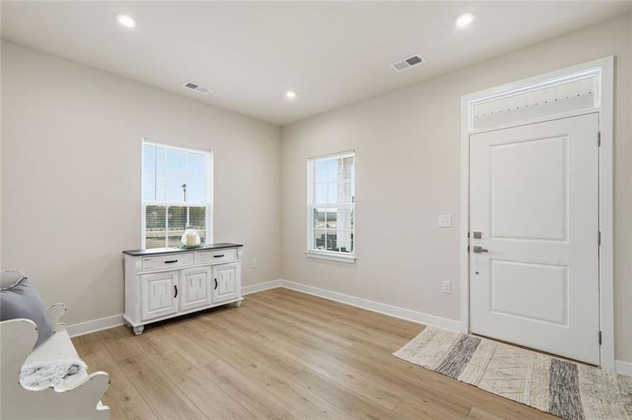 Furnished interior view inside a new home in , Calhoun (Image 5).