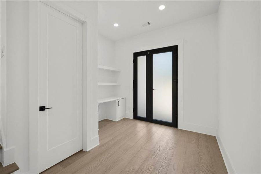 Spacious, unfurnished interior of a new home in , Sugar Hill (Image 55).