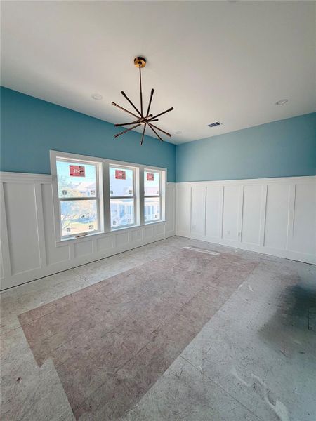 Spacious, unfurnished interior of a new home in , Galveston (Image 12).