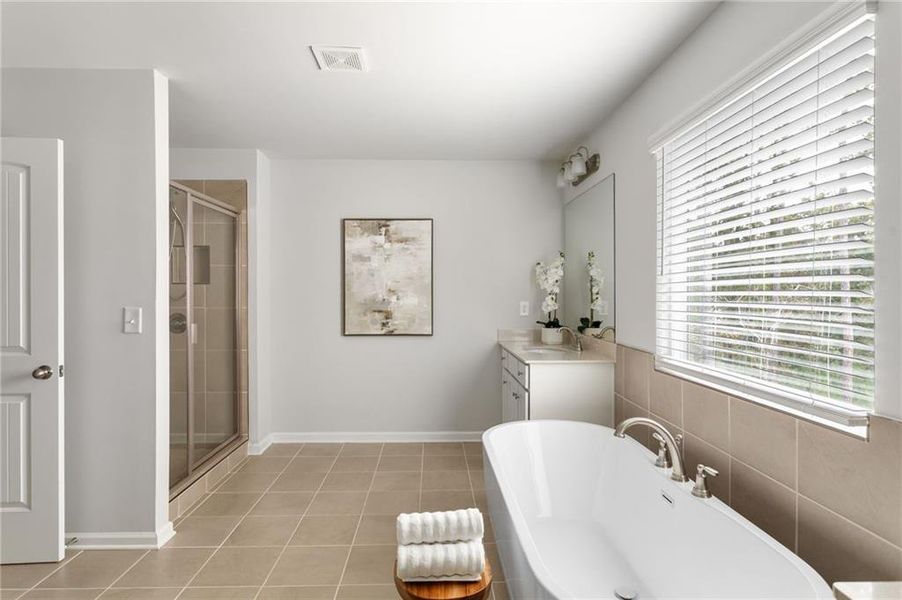 Furnished interior view inside a new home in Twin Shoals, Atlanta (Image 26).