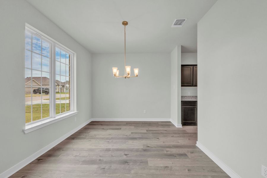 Spacious, unfurnished interior of a new home in The Ridge at Belle Meadows, Belton (Image 9). Spacious, unfurnished interior of a new home in The Ridge at Belle Meadows, Belton (Image 9).