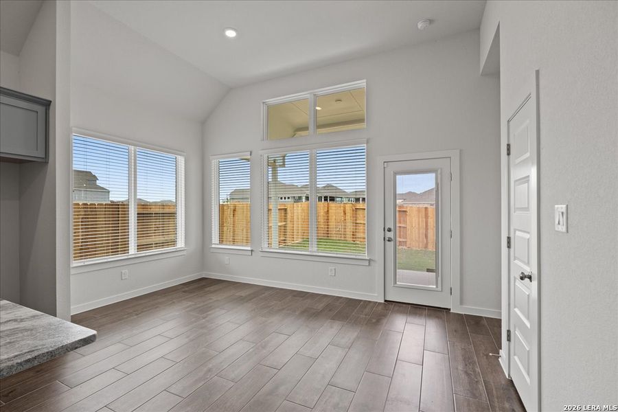 Spacious, unfurnished interior of a new home in Meyer Ranch 45's, New Braunfels (Image 12). Spacious, unfurnished interior of a new home in Meyer Ranch 45's, New Braunfels (Image 12).