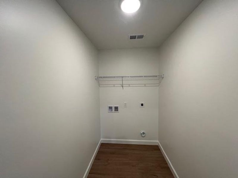 Spacious, unfurnished interior of a new home in Cleveland Meadows, Spartanburg (Image 10).