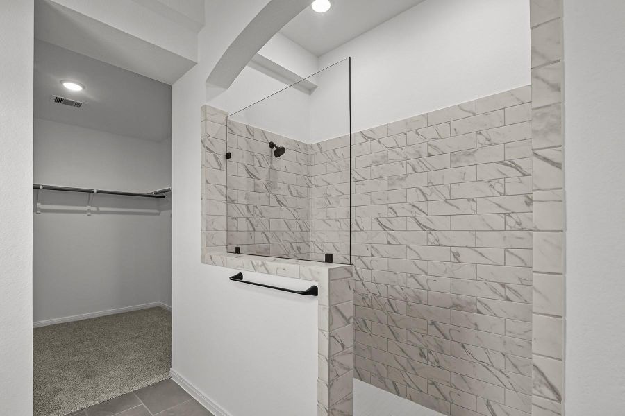 Photo does not represent actual home options and selection. Ask Sales consultant for specific selections.