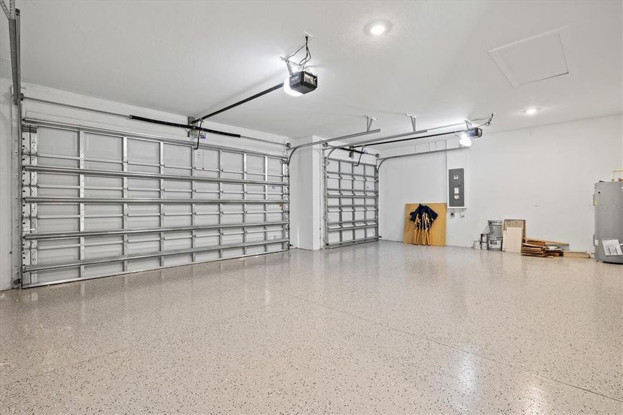 Spacious, unfurnished interior of a new home in Cassata Lakes, Nokomis (Image 49). Spacious, unfurnished interior of a new home in Cassata Lakes, Nokomis (Image 49).