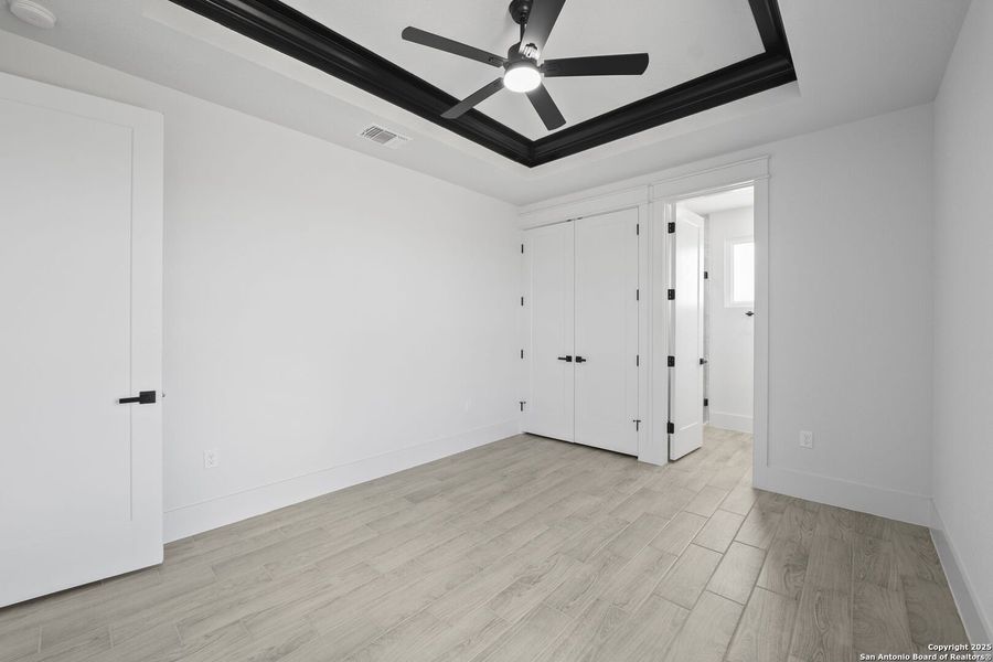 Spacious, unfurnished interior of a new home in , Floresville (Image 49). Spacious, unfurnished interior of a new home in , Floresville (Image 49).