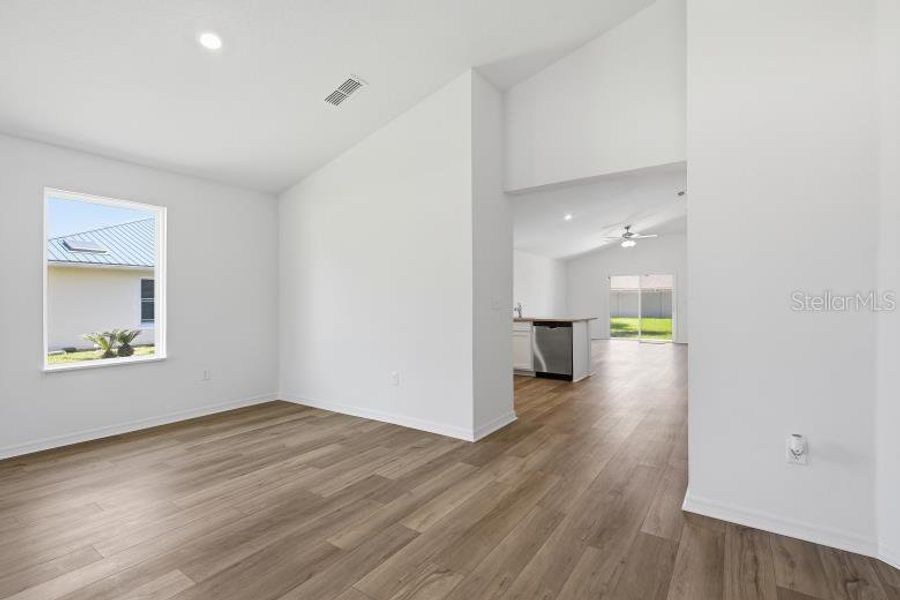 Spacious, unfurnished interior of a new home in Palm Coast, Palm Coast (Image 39).