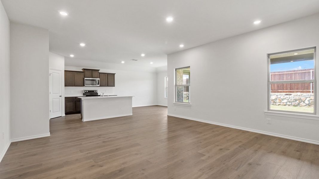 Spacious, unfurnished interior of a new home in Waverly Estates, Josephine (Image 15).