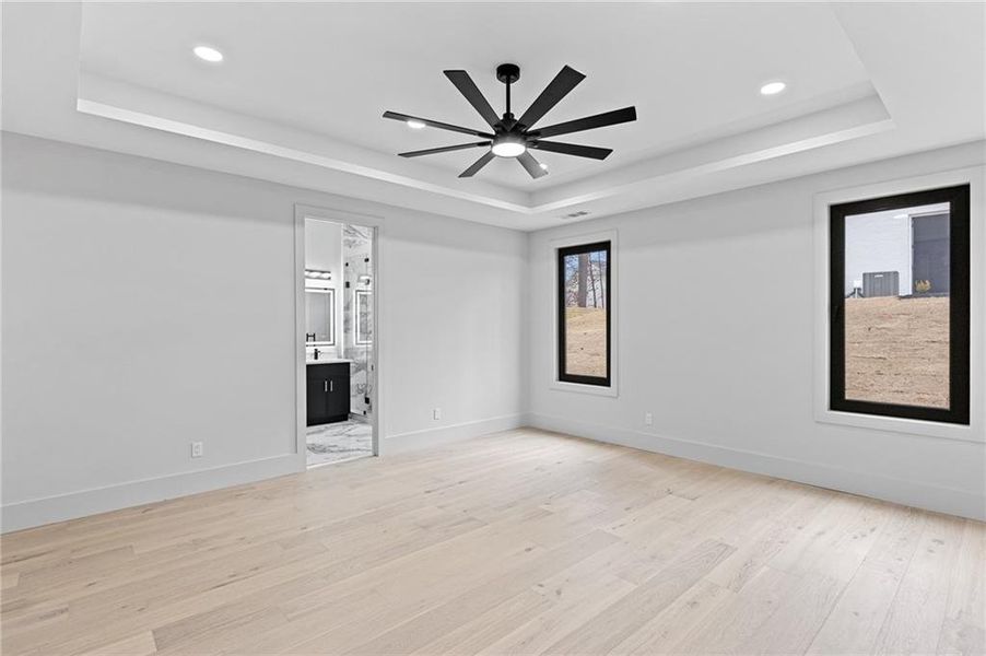 Spacious, unfurnished interior of a new home in , Lawrenceville (Image 45).