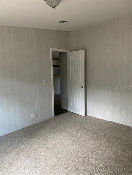 Spacious, unfurnished interior of a new home in , Webster (Image 11).