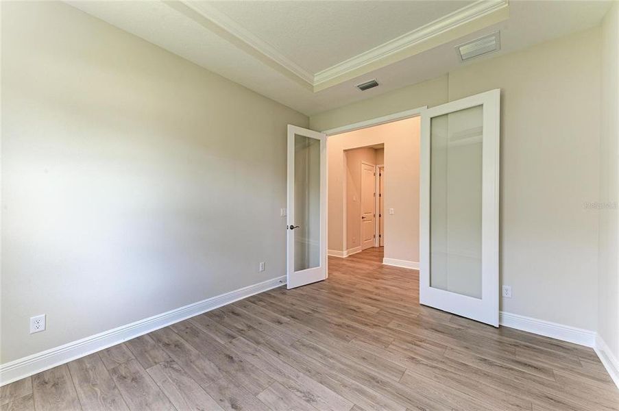 Spacious, unfurnished interior of a new home in EVERLY at Wellen Park, Venice (Image 19).