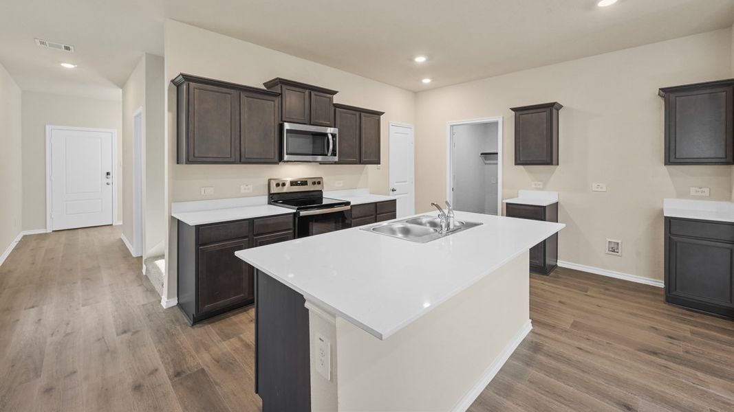 Furnished interior view inside a new home in Northspur, Terrell (Image 5).