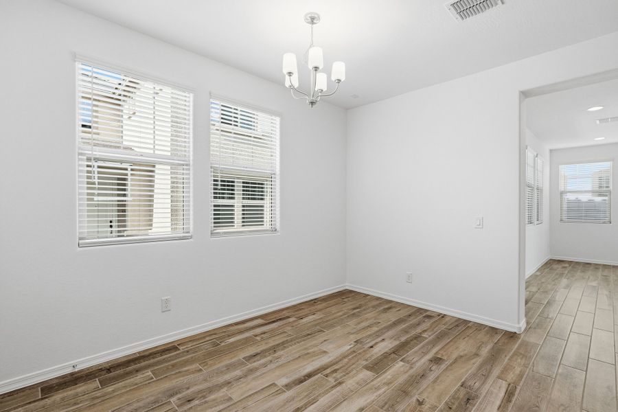 Spacious, unfurnished interior of a new home in Parkside, Avondale (Image 21).