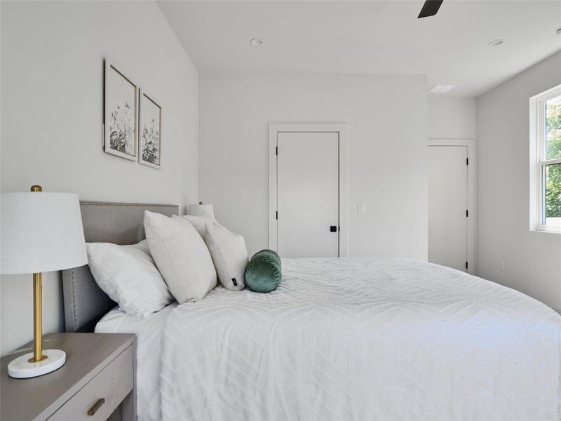 Furnished interior view inside a new home in , Austin (Image 13).
