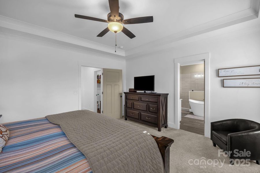 Image 39 of a home in .