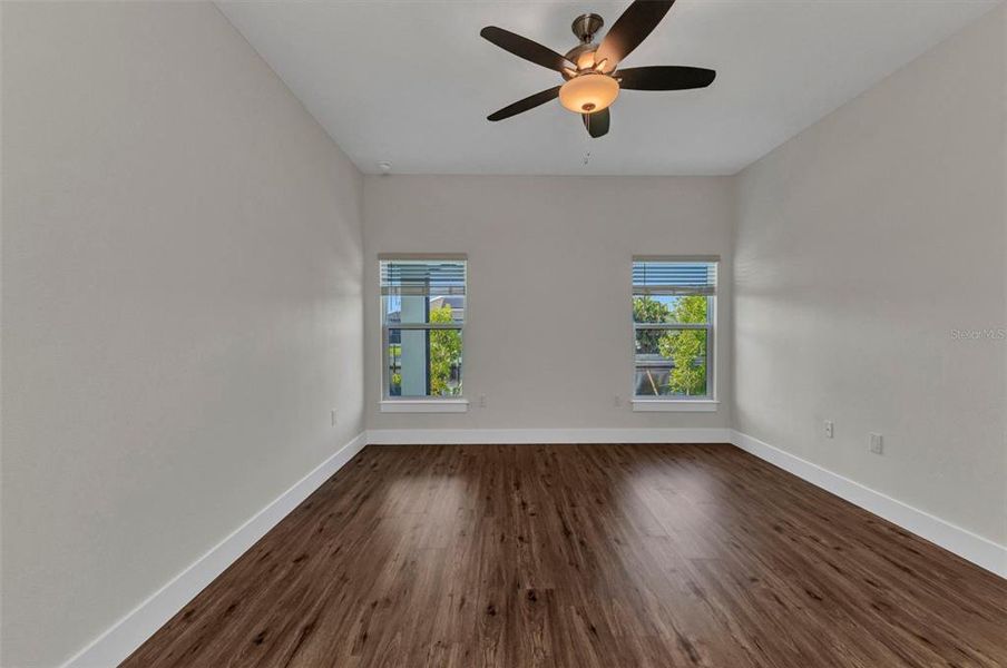 Spacious, unfurnished interior of a new home in , Port Charlotte (Image 52).