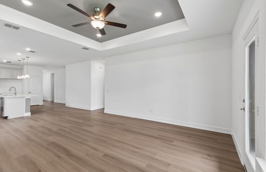 Spacious, unfurnished interior of a new home in Treeline, Justin (Image 20). Spacious, unfurnished interior of a new home in Treeline, Justin (Image 20).