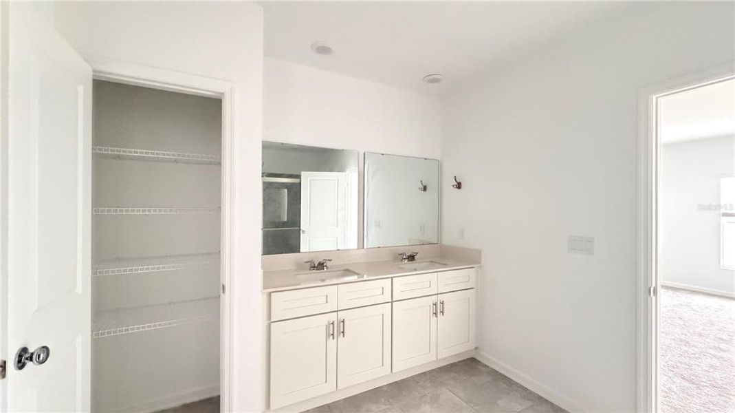 Furnished interior view inside a new home in Westview, Kissimmee (Image 10).