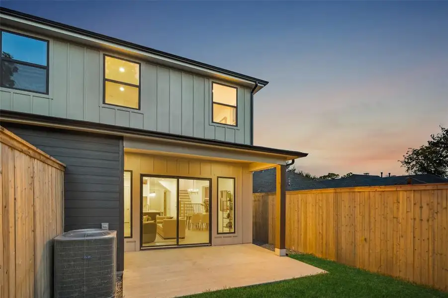 Exterior details and patio area of a home in , Dallas (Image 3).