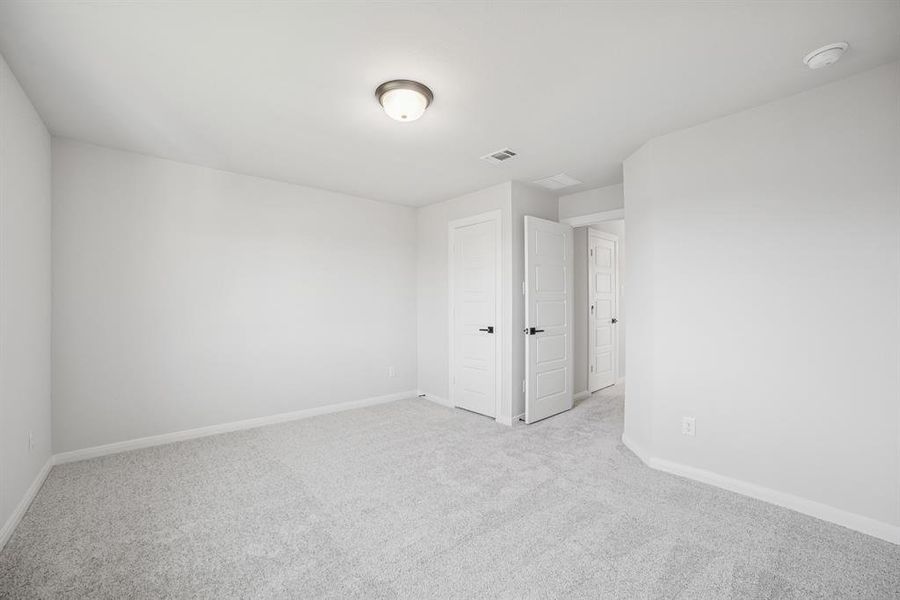 Spacious, unfurnished interior of a new home in Creekshaw – Classic, Royse City (Image 25). Spacious, unfurnished interior of a new home in Creekshaw – Classic, Royse City (Image 25).