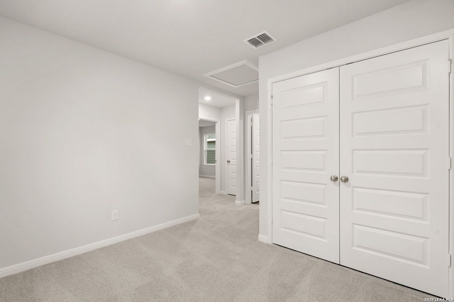 Spacious, unfurnished interior of a new home in Applewhite Meadows, San Antonio (Image 20).