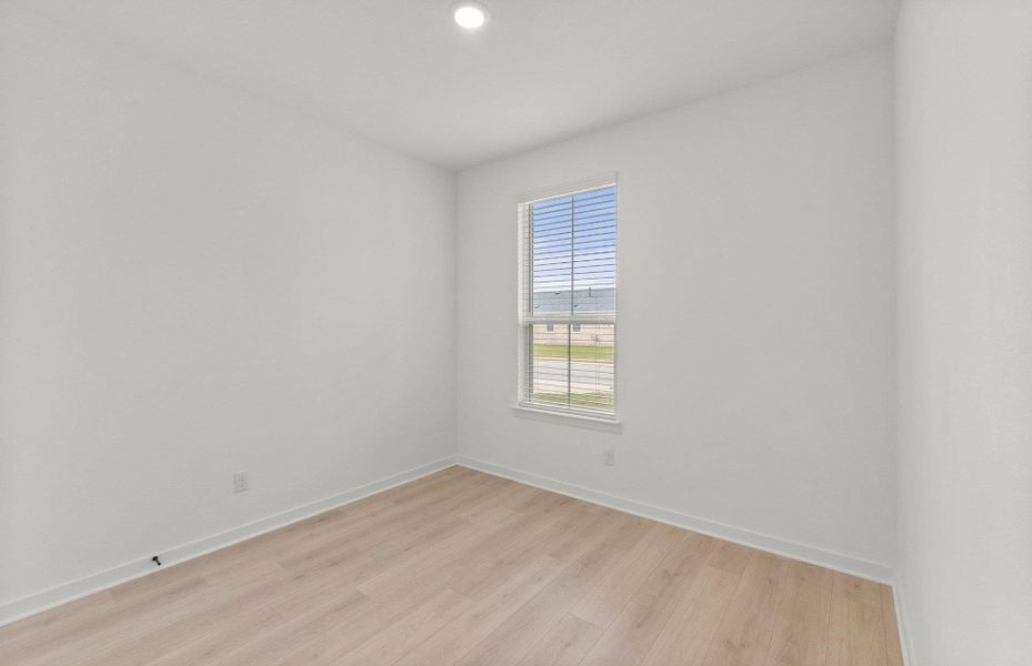 Spacious, unfurnished interior of a new home in Sunfield, Buda (Image 15). Spacious, unfurnished interior of a new home in Sunfield, Buda (Image 15).