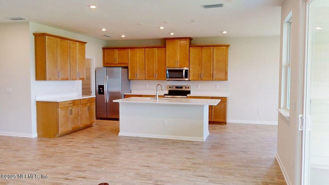 Image 17 of a home in Lakes at Bella Lago.