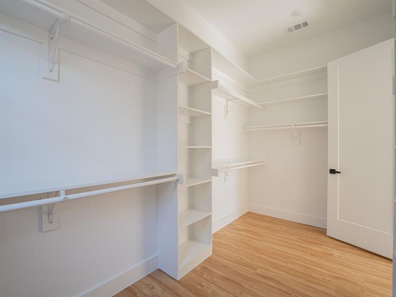 Spacious, unfurnished interior of a new home in , Dallas (Image 14). Spacious, unfurnished interior of a new home in , Dallas (Image 14).