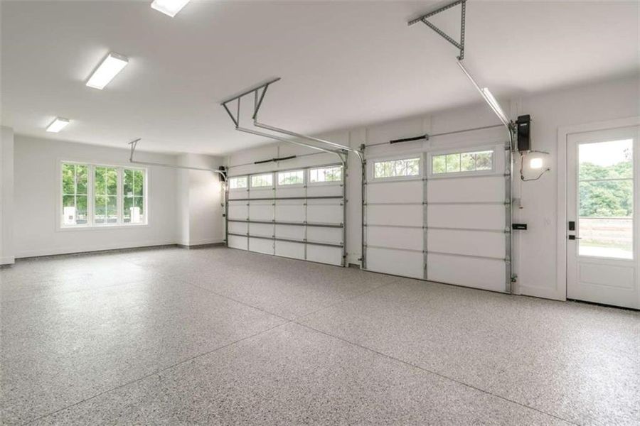 Spacious, unfurnished interior of a new home in , Monroe (Image 50).