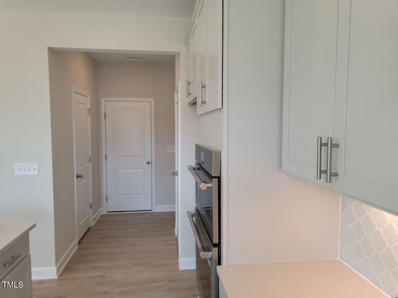 Image 76 of a home in Tobacco Road. Image 76 of a home in Tobacco Road.