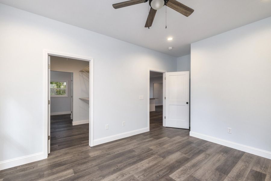 Spacious, unfurnished interior of a new home in , Manning (Image 22).