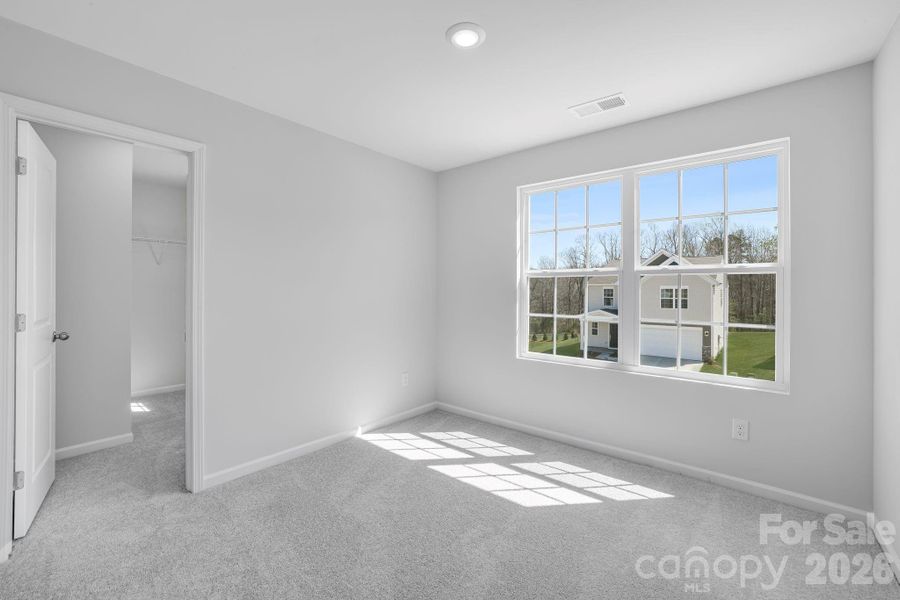 Spacious, unfurnished interior of a new home in Cleveland Hill, Shelby (Image 27).