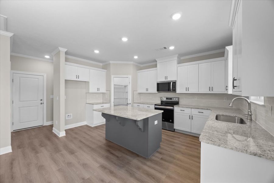 Furnished interior view inside a new home in Tillery Park, Grovetown (Image 8).