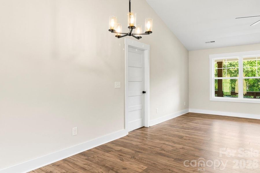 Spacious, unfurnished interior of a new home in , Lincolnton (Image 26).