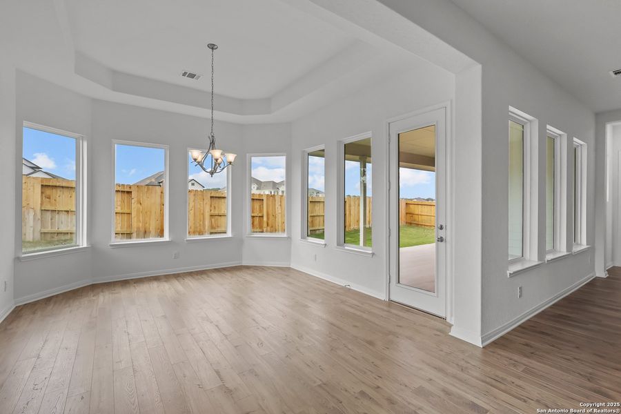 Spacious, unfurnished interior of a new home in Homestead, Schertz (Image 27).