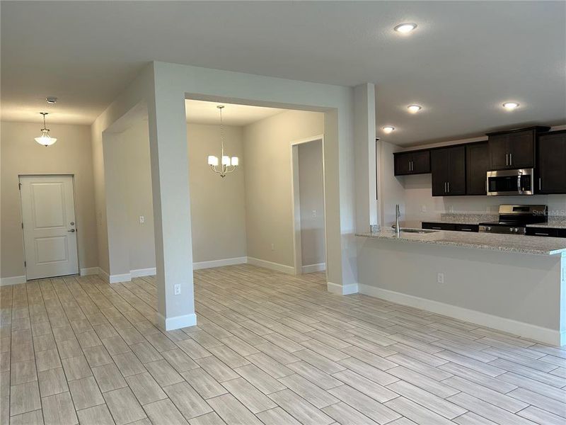 Living Room/Kitchen/Dining Area Living Room/Kitchen/Dining Area