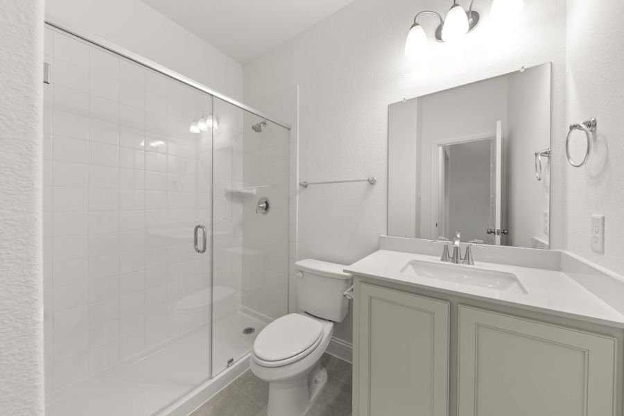 Furnished interior view inside a new home in Creekview Meadows, Pilot Point (Image 10).